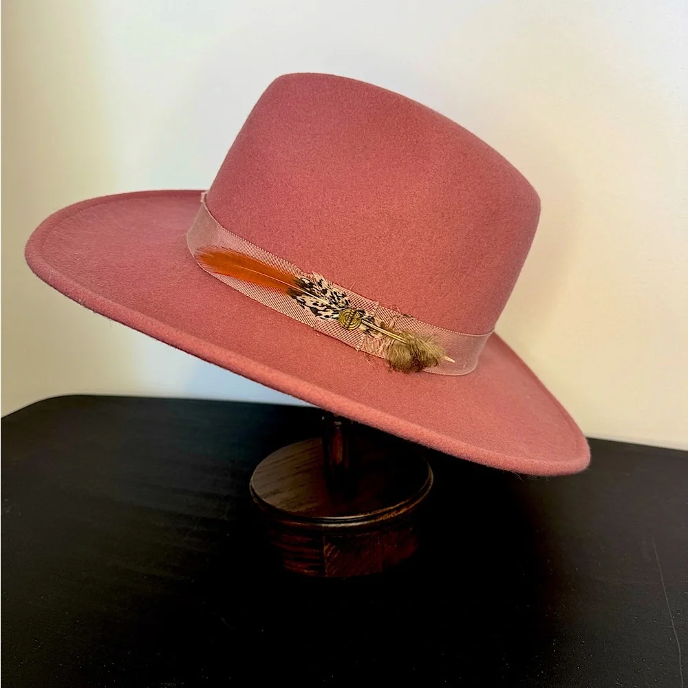 Lovely Bird Dallas Rose Felt Hat - Picture 1 of 4